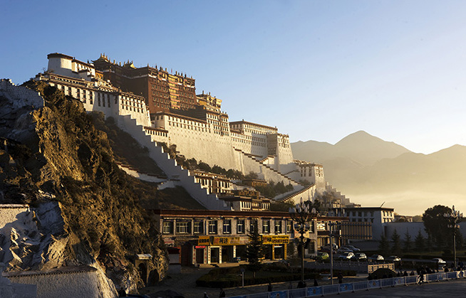 Tibet tours