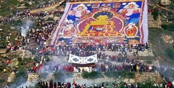 Display of the Huge Thangka of Buddha in Drepung